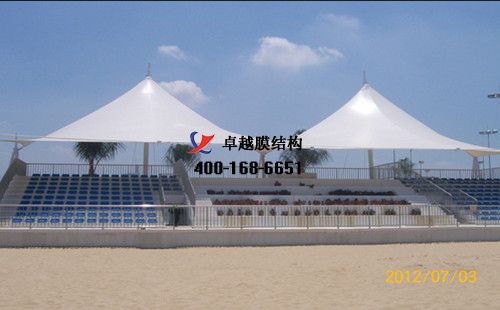 張家口<font color='red'>膜結(jié)構(gòu)看臺(tái)</font>/主席臺(tái)/舞臺(tái)【東方中學(xué)等】工程設(shè)計(jì)施工案例