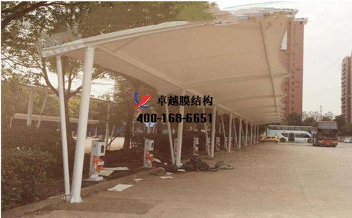 衡水膜結(jié)構(gòu)充電站樁車棚【衡水英利新能源有限公司等】工程設計施工案例