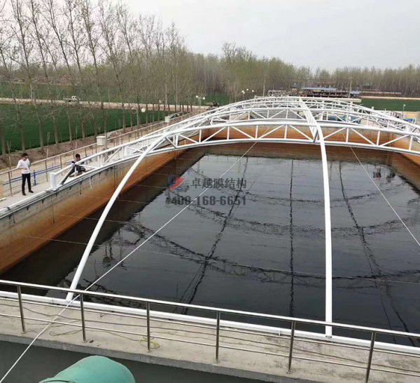 酒泉<font color='red'>污水池膜結(jié)構(gòu)</font>設(shè)計(jì)施工【案例圖片】 　　