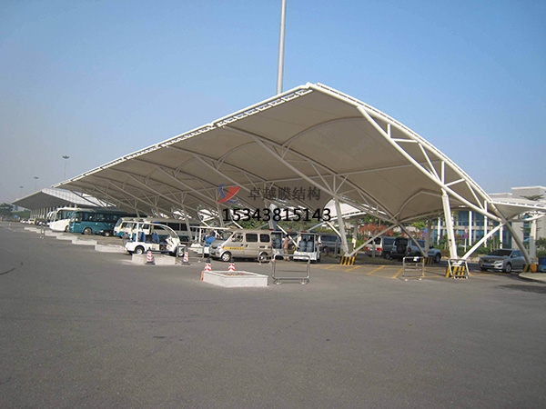 溆浦膜結(jié)構(gòu)停車(chē)棚【充電站雨棚】設(shè)計(jì)安裝