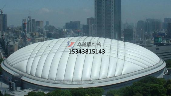 在“大棚”里，你甚至可以打網(wǎng)球