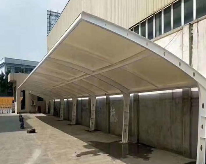 膜結(jié)構(gòu)雨棚有哪些優(yōu)勢(shì)？以下進(jìn)行了詳細(xì)的盤(pán)點(diǎn)
