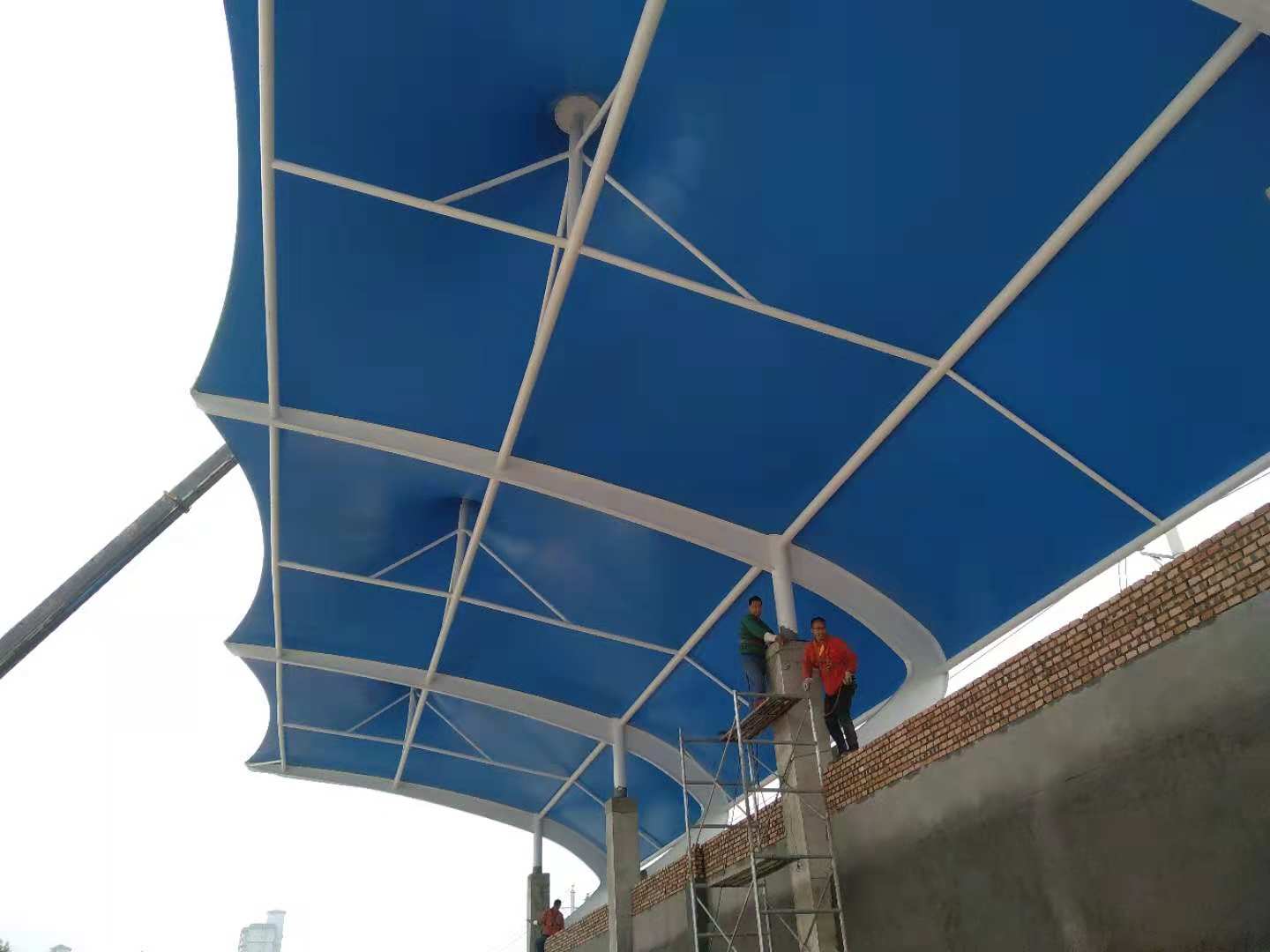 如何對(duì)膜結(jié)構(gòu)工程進(jìn)行維護(hù)保養(yǎng)？