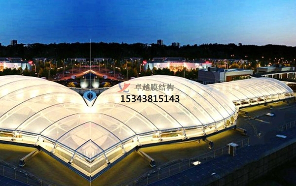 膜結(jié)構(gòu)丨ETFE建筑能抗臺(tái)風(fēng)嗎？