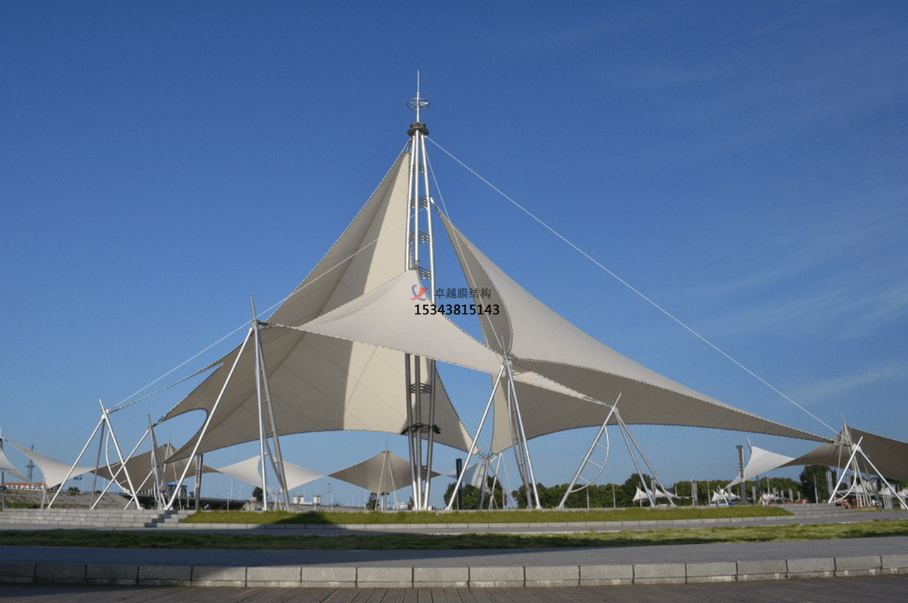 許昌膜結(jié)構(gòu)體育看臺(tái)、停車棚膜材廠家