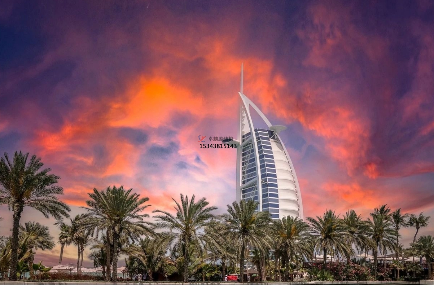 ?？谏虡I(yè)廣場膜結(jié)構(gòu)——?？谀そY(jié)構(gòu)公司專業(yè)廠家