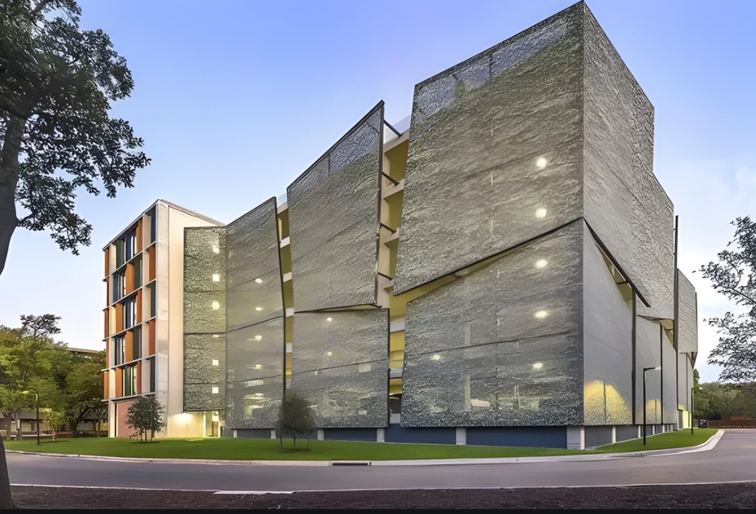 索膜結(jié)構(gòu)安裝工程什么樣？