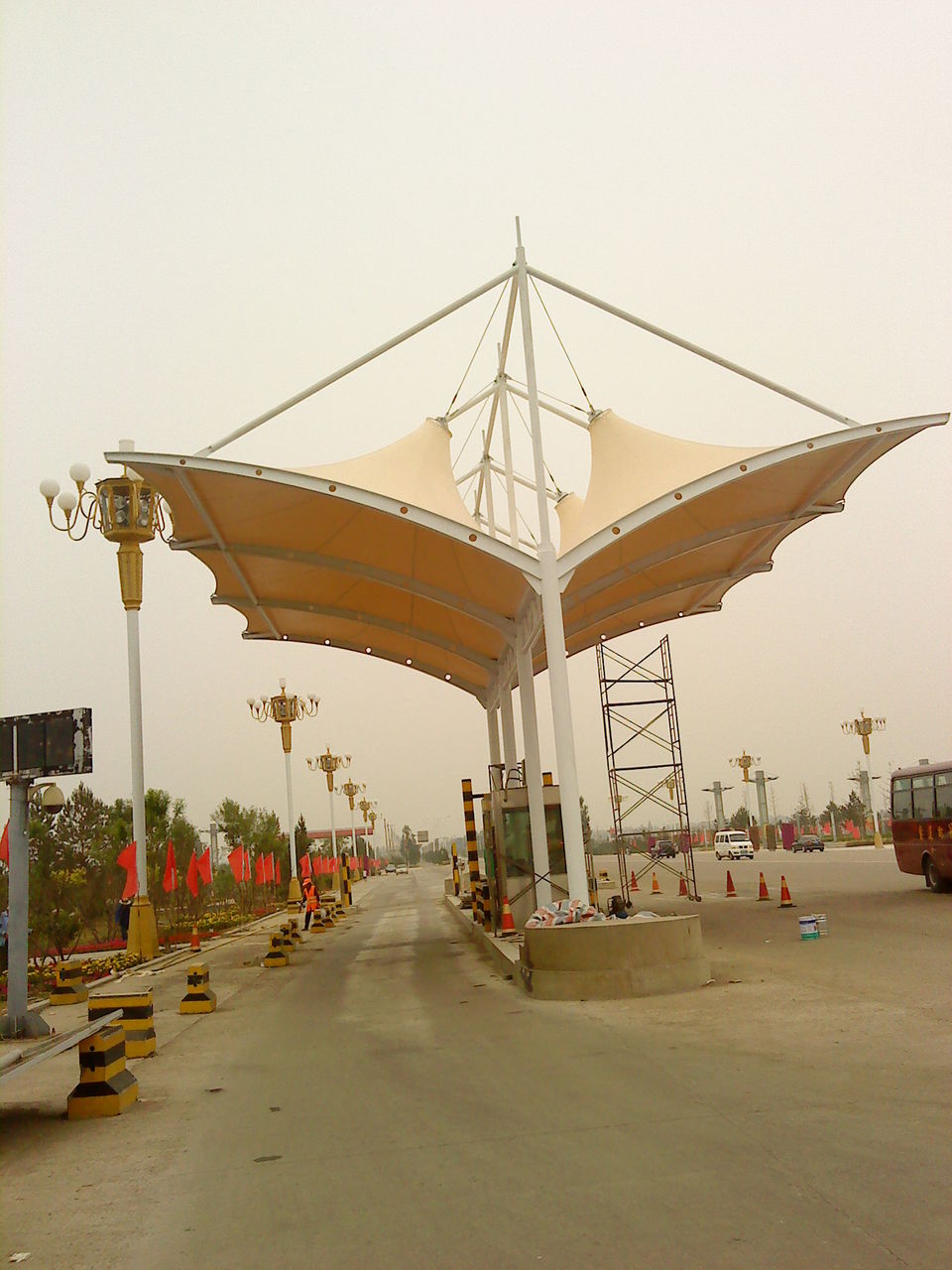 收費(fèi)站膜結(jié)構(gòu)是什么？收費(fèi)站膜結(jié)構(gòu)有哪些優(yōu)勢？