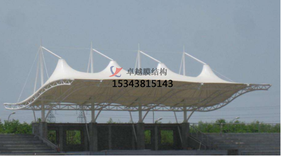 體育場(chǎng)看臺(tái)如何使用膜結(jié)構(gòu)設(shè)計(jì)？